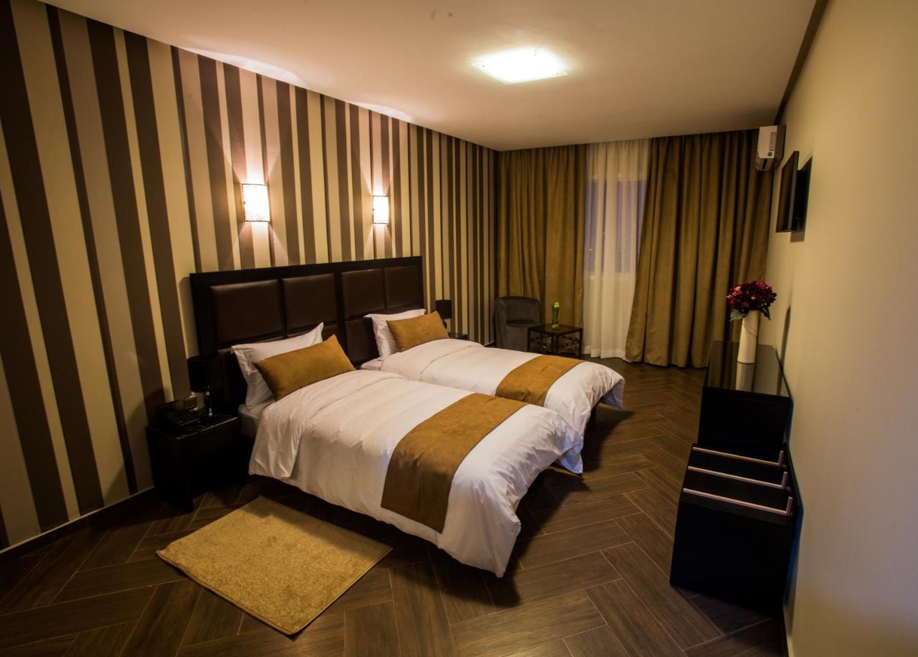 Hotel Swani Meknès Esterno foto